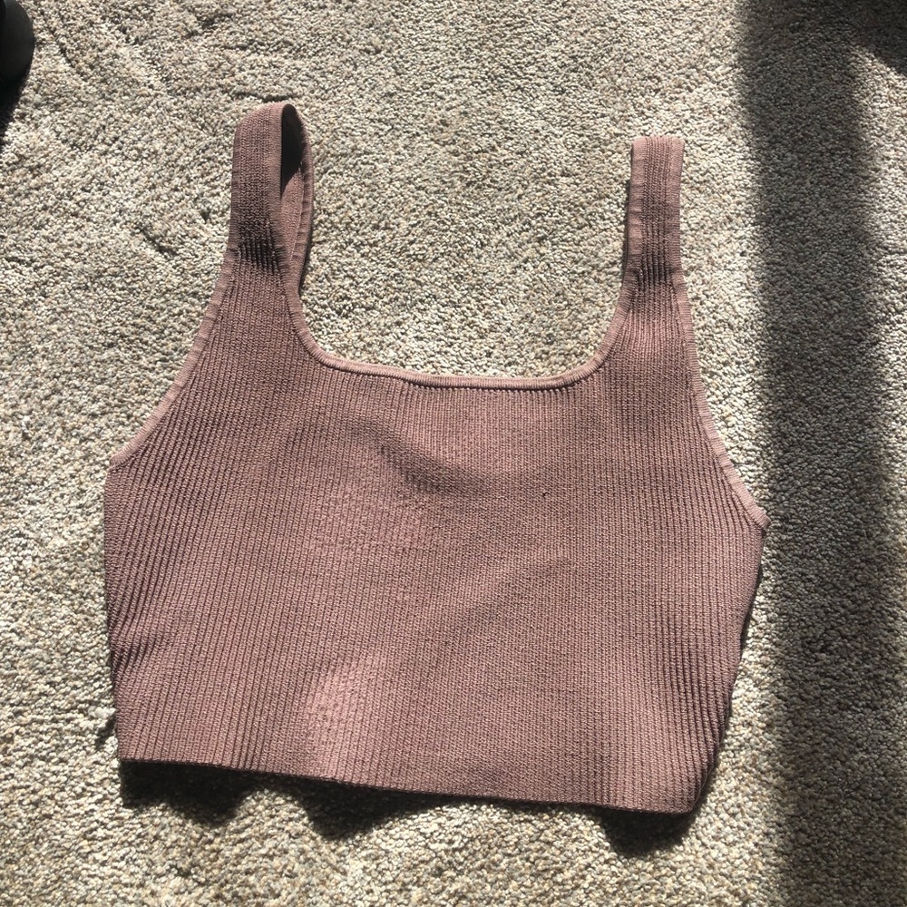 Aritzia Babaton Sculpt Knit Tank